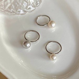 Downton Abby Style Single Swarovski Pearl Ring